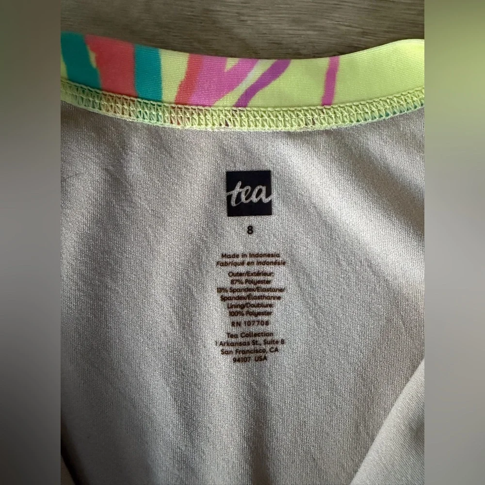 Tea Collection long sleeve zip up floral bathing suit - size 8 - Picture 3 of 4